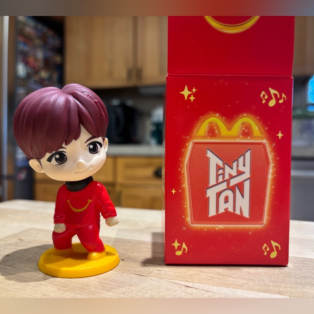 NIB McDonalds Tiny Tan BTS J-Hope Figure